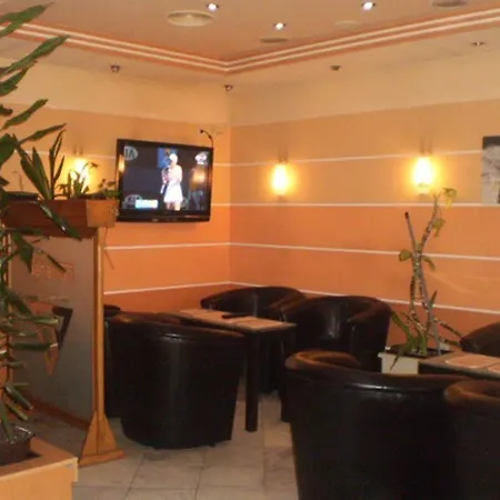 Motel New Sanatron 2*