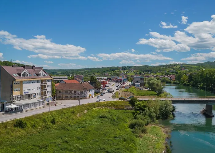 New Sanatron モーテル Bosanski Novi