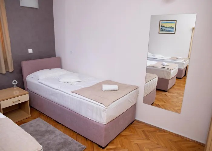 New Sanatron 2* Bosanski Novi