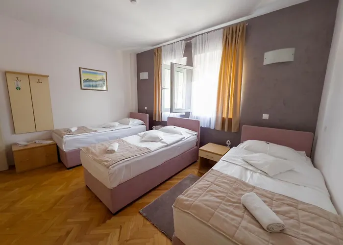 New Sanatron モーテル