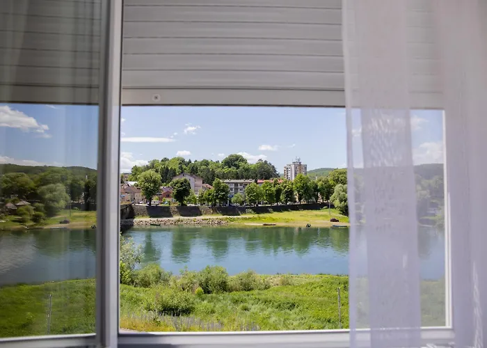 New Sanatron モーテル 2*