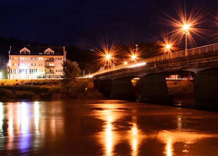 New Sanatron モーテル